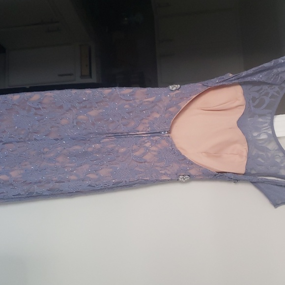 Lace full length formal gown - Picture 5 of 5